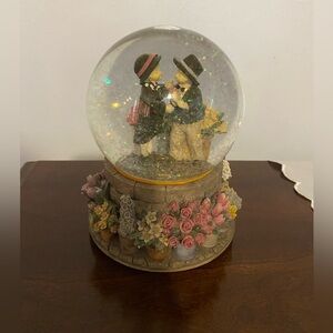 Kim Anderson “forever young” snow globe “puppy love” tune